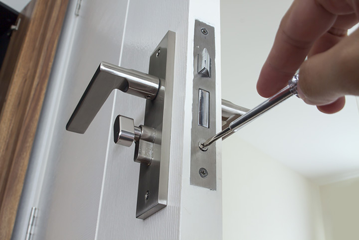 Our local locksmiths are able to repair and install door locks for properties in Billingsgate and the local area.